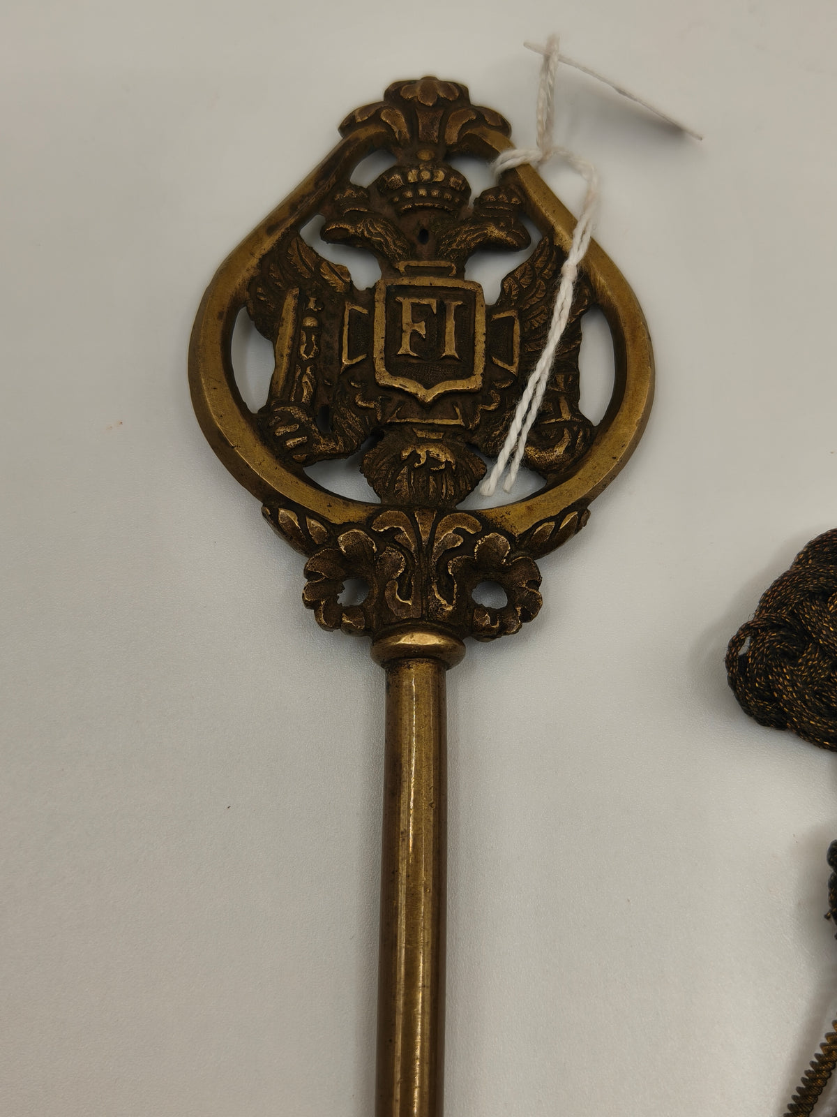 Austro-Hungarian Nobleman Key, Bronce.