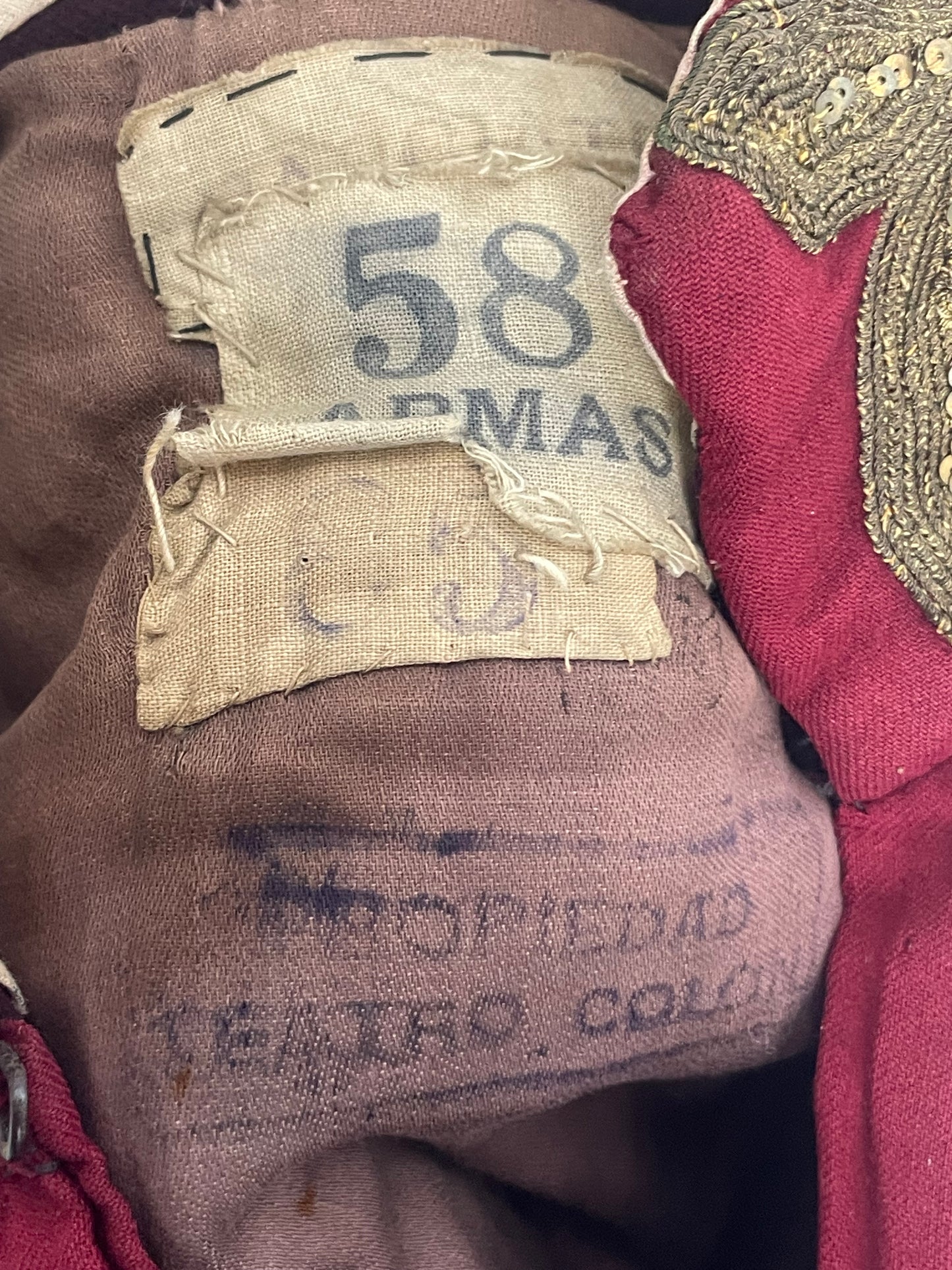 Colonial theater uniform small size