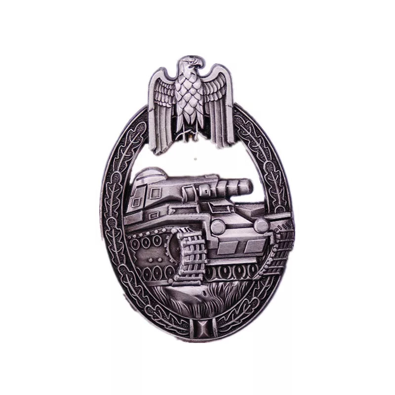 Verkauf Deutsche gepanzerte Panzer Emaille Pins WW2 Militär Broschen Metall Medaille Adler Abzeichen Pin Rucksack Zubehör Schmuck