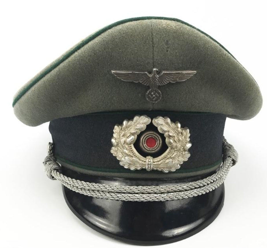 Administrative officer's plate cap.