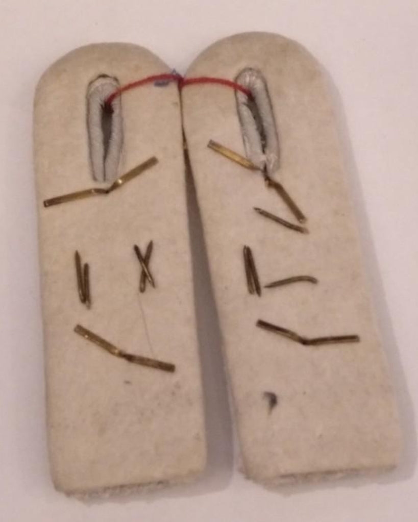 Schulterpolster für Infanterieoffiziere der Whermacht