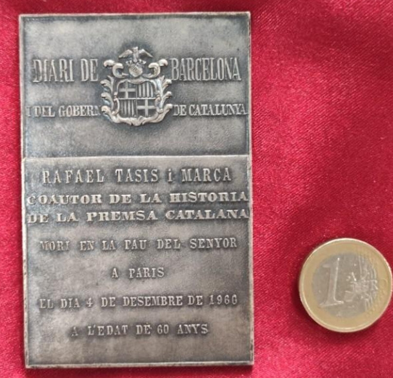 Placa en honor a un republicano catalán