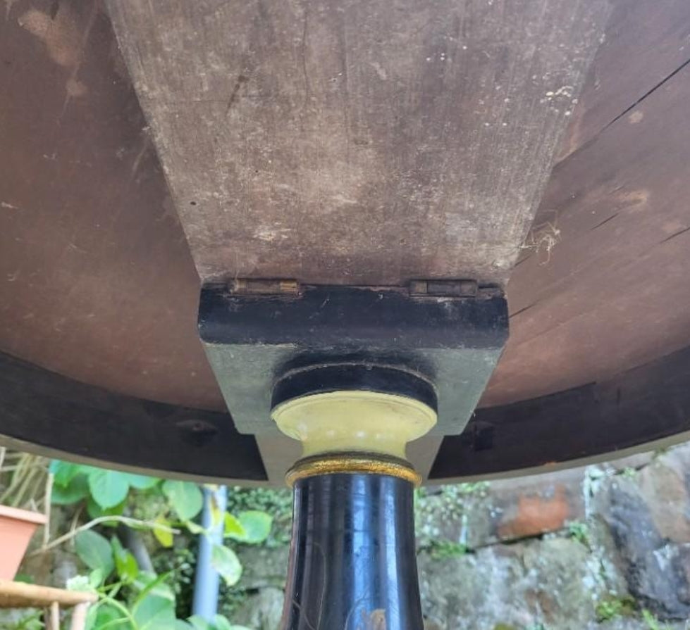 Wunderschöner Klapptisch aus Lack von den Philippinen – Ende des 19. Jahrhunderts