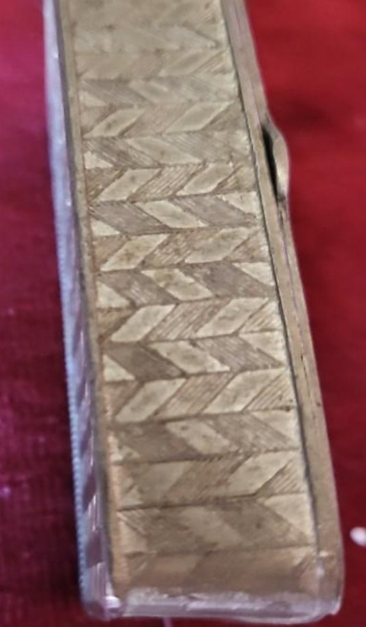 Snuff box with river coaster boat