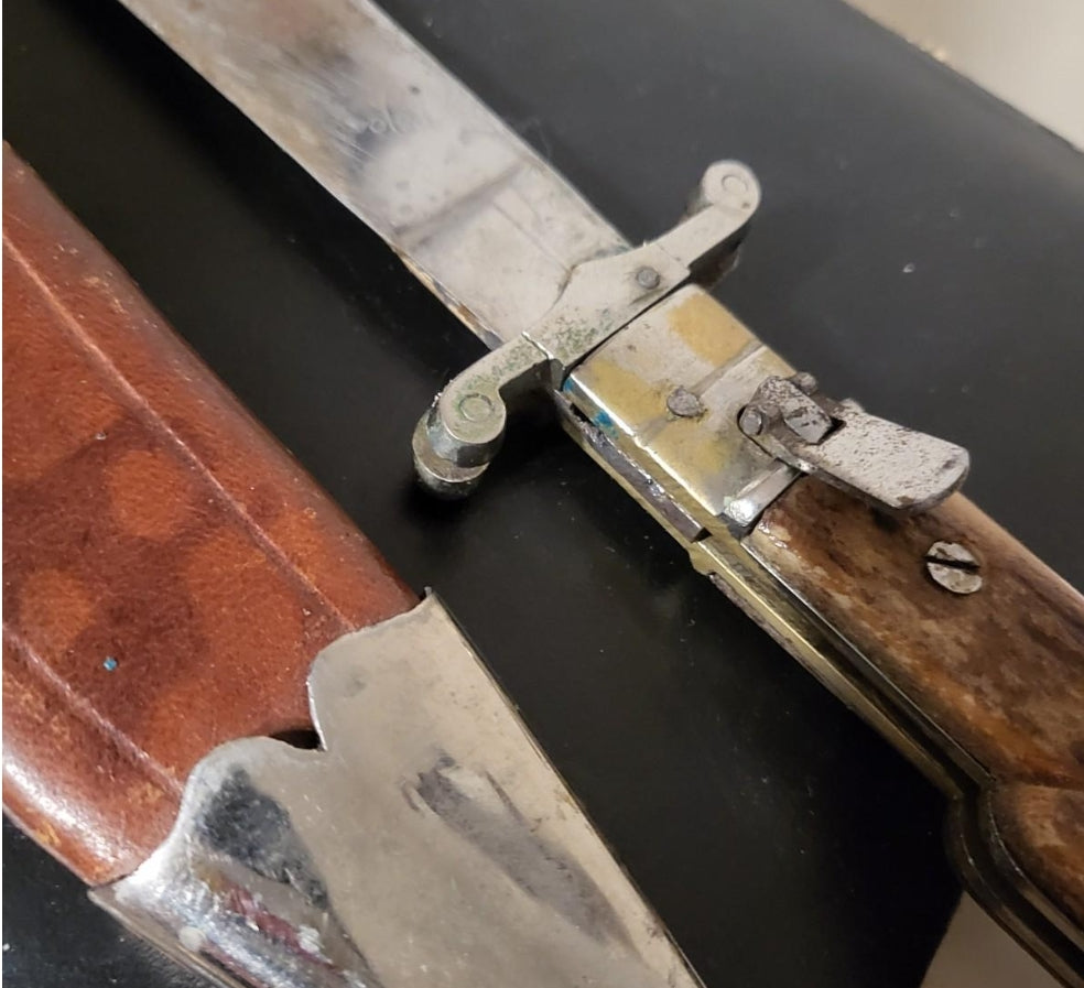 Bowie trench hunting knife