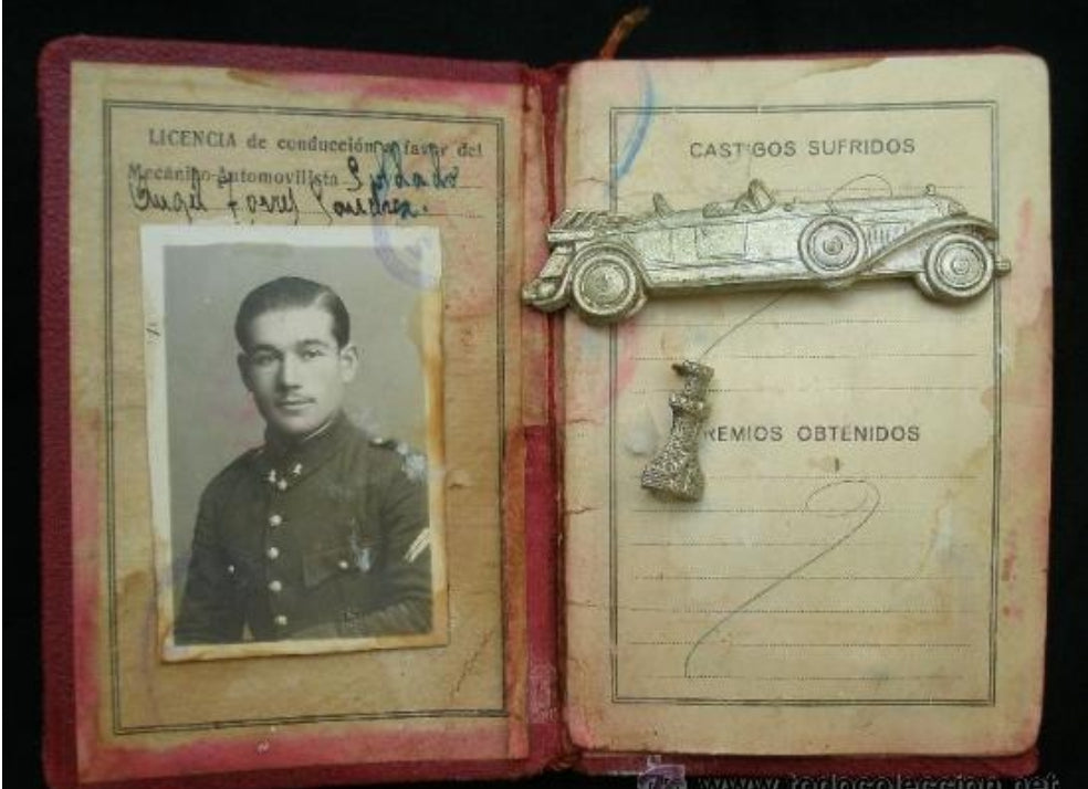 Spanish Alfonso XIII perios Army Driver ID card. Comes with an Army Automobile Section metal Badge