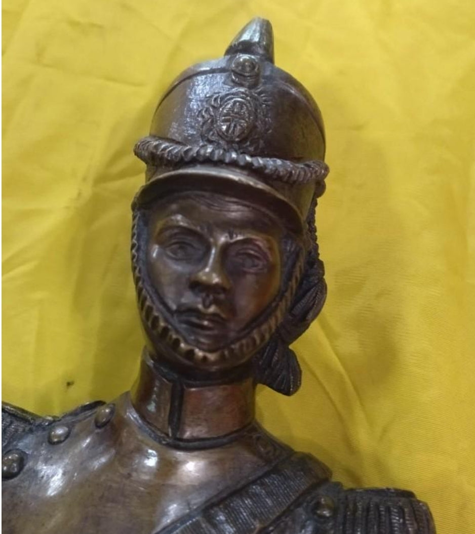 Bronze figure of Grenadier officer of the Argentine army