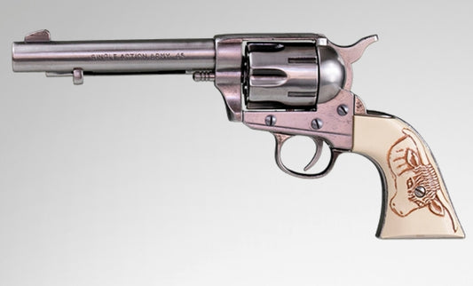 Replica of the peacemaker TNP 5'5 revolver