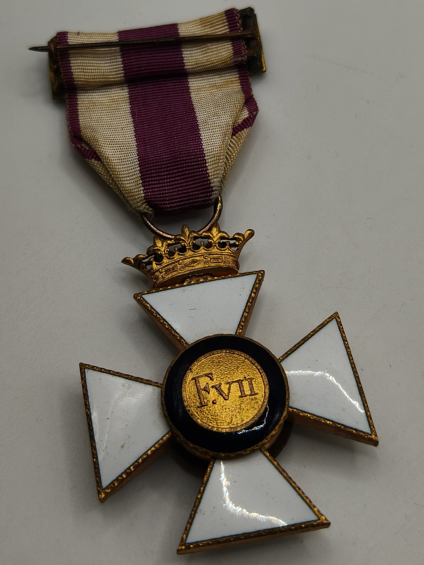 Medalla orden de san Hermenegildo. Franco