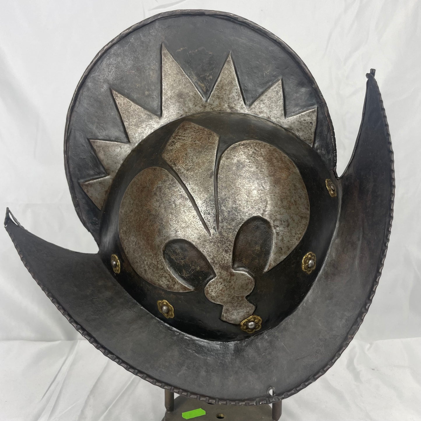 Morion Helm XVI