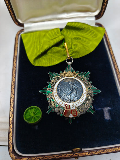 Agricultural Merit Order, Commander Class Medal. Spain Franco's Period.