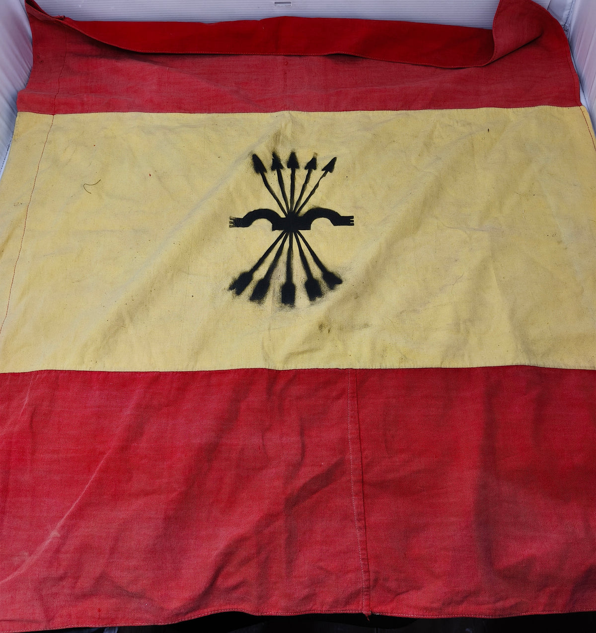 Flag of Spanish Civil War, "Falange Española".