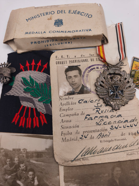 Blue Division Lot, Medal of Campaign 1941, Pacht and Documents