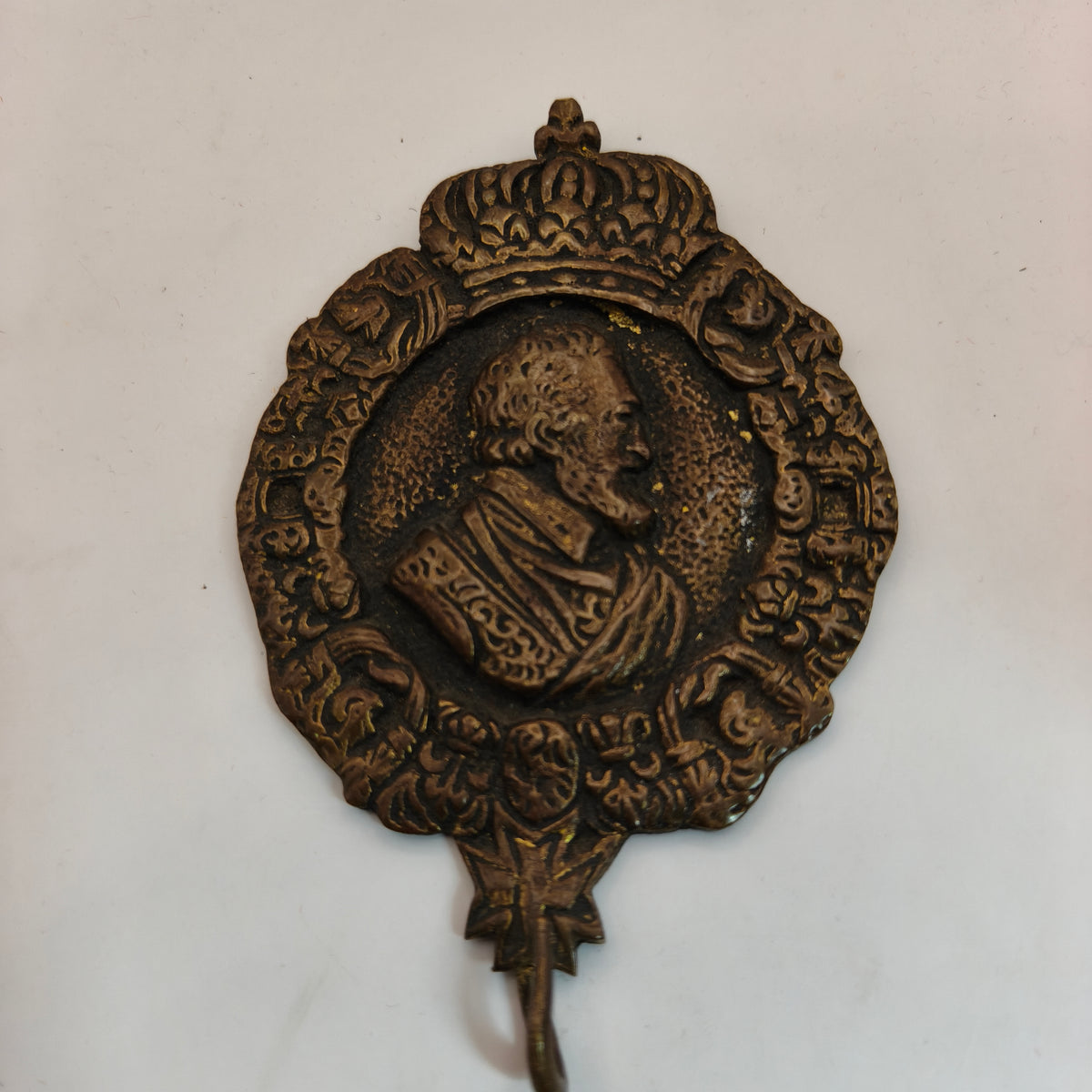 France Monarchy Pendant.