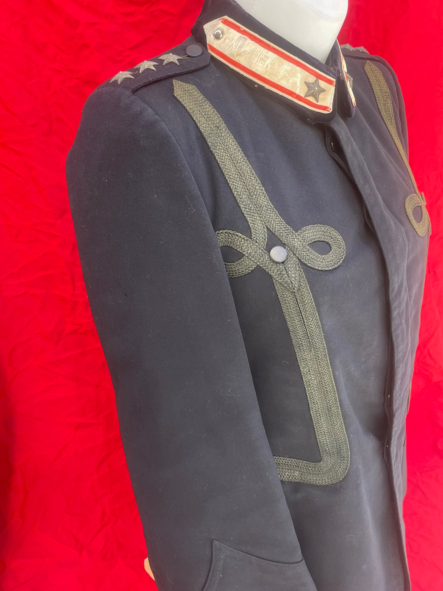 Uniforme de gala italiano del cuerpo real de carabineros