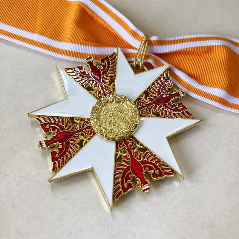 Eine Nachbildung des deutschen Wappens mit dreischichtigem Aufbau der Preußischen Großkreuz-Roten-Adler-Medaille 