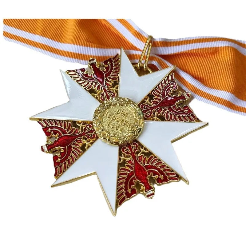 Una réplica del emblema alemán con una estructura de tres capas de la Medalla del Águila Roja de la Gran Cruz Prusiana. 