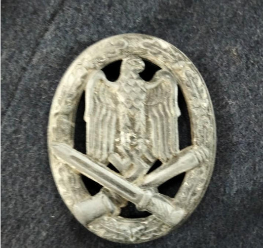 Asalto general distintivo de la Wehrmacht.