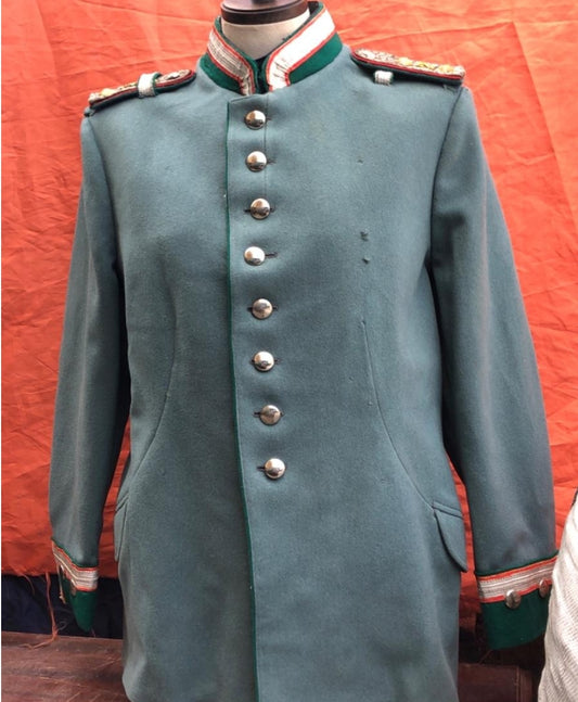 Deutsche Uniform aus dem Ersten Weltkrieg 