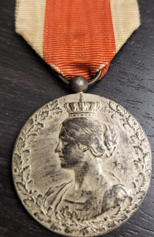 Dutch Red Cross War Aid Medal