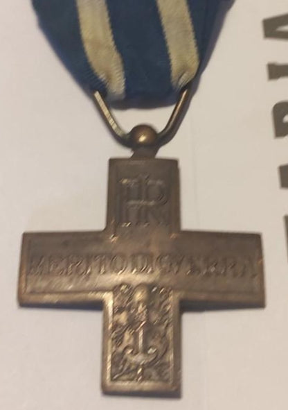 Italienisches Militärverdienstkreuz während der Zeit der Republik 