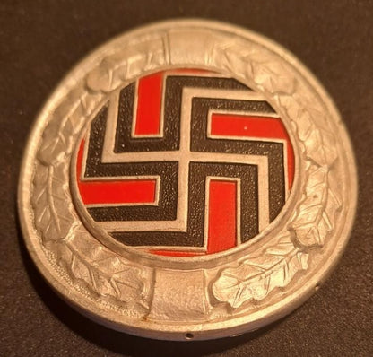 NSDAP-Armplatte in Kroatien 
