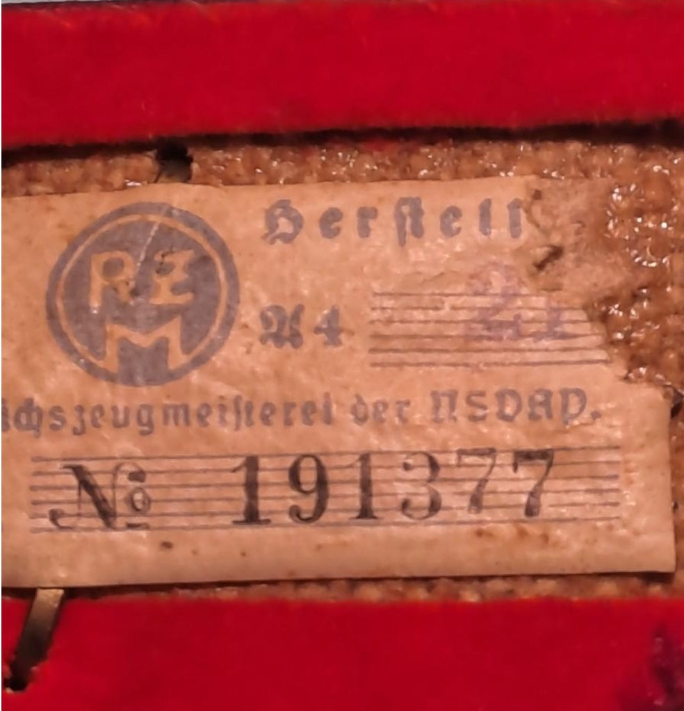 Distinctive collar hierarchy Gauleitung NSDAP Intaria