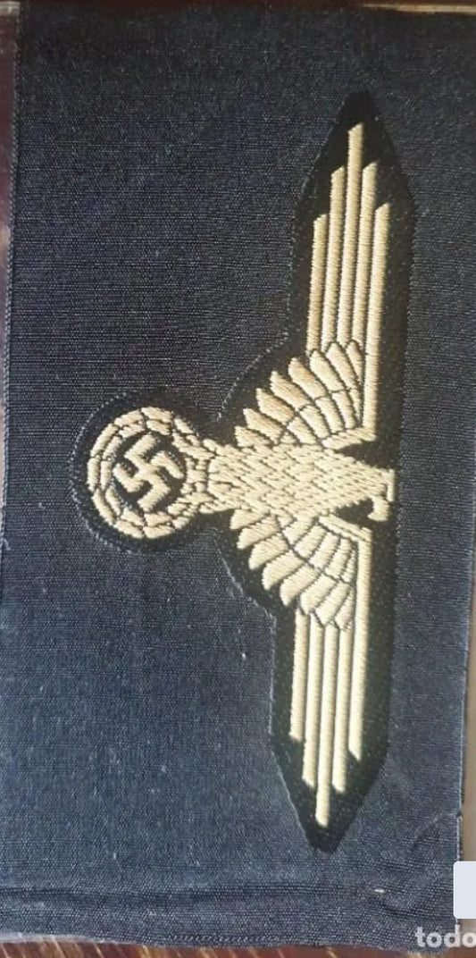 Águila del brazo de las Waffen SS alemanas