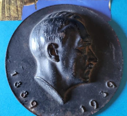 Hitler plaque by Arno Breker