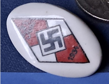 Insignia de las Juventudes Hitlerianas alemanas 