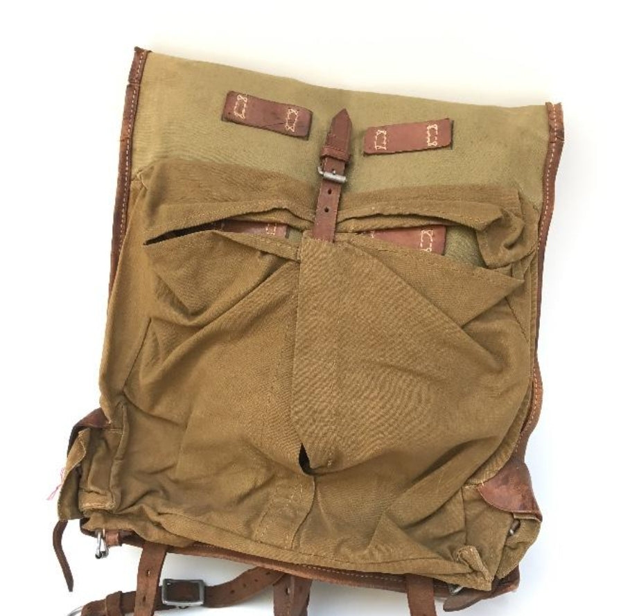 Rucksack oder Tornister aus Deutschland aus dem Zweiten Weltkrieg.