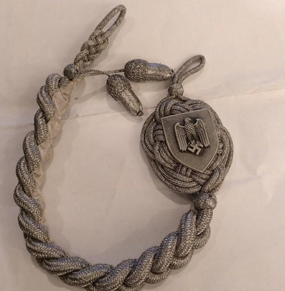 Extinct rifleman's cord of the wehrmacht