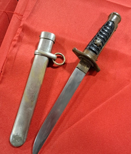 Japanese pilot dagger