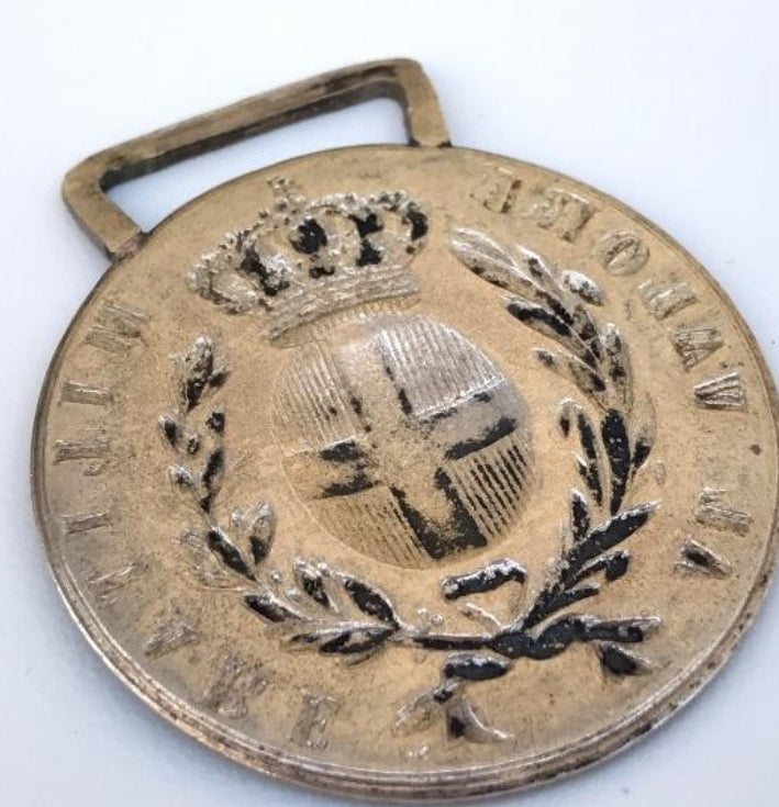 Italian Valor Medals in the original silver category Intaria
