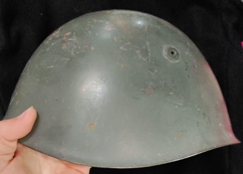 Italian Civil War volunteers helmet