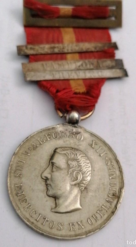 Medalla de campaña de Alfonso 12 contra los carlistas 