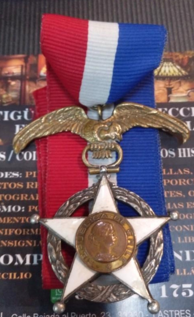 Medalla chilena al mérito de recomendación 
