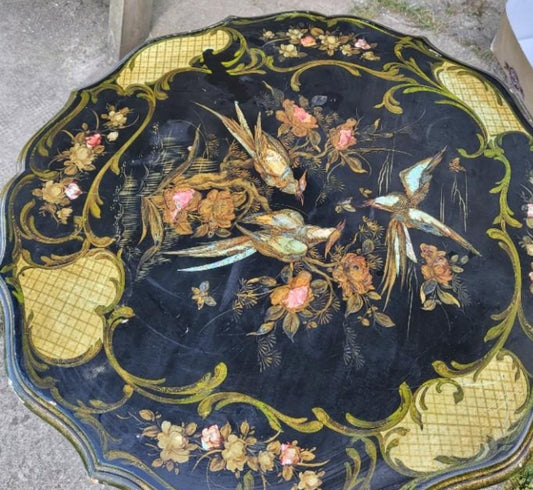 Hermosa mesa plegable lacada de Filipinas - finales del siglo XIX 