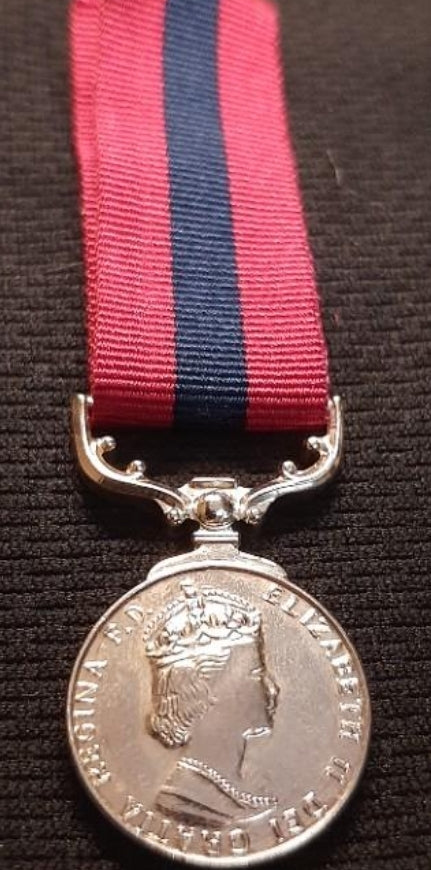 Miniatura de medalla de campaña británica. 