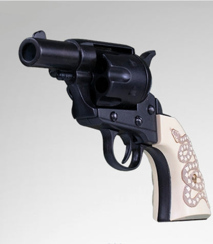 Replica S USA 1873 pocket revolver, we reference the 45 caliber.