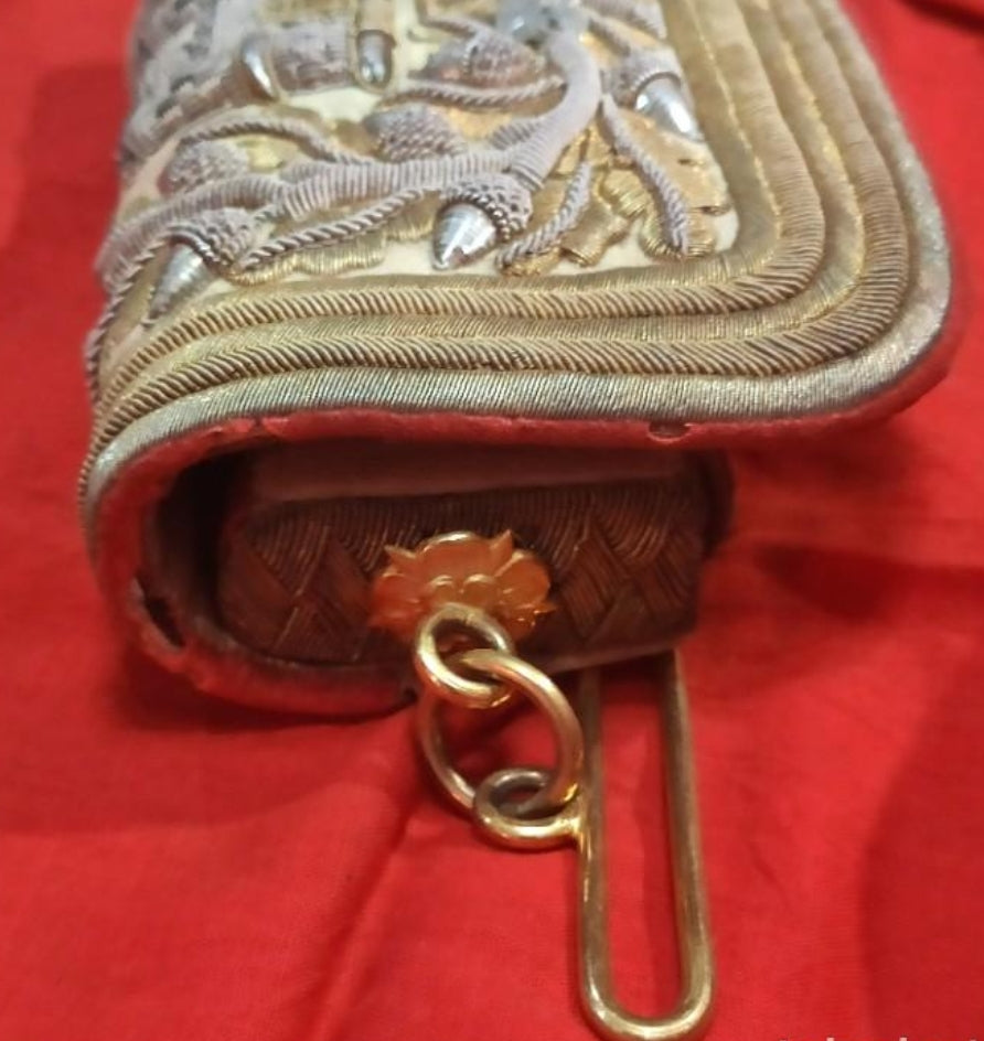 British captain's sabretache 1856 of innskilling dragoons unit