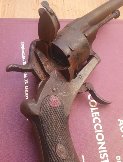 Revolver lafaucheau