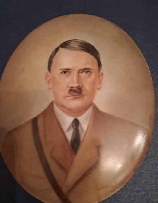 Painted portrait of Adolf Hitler