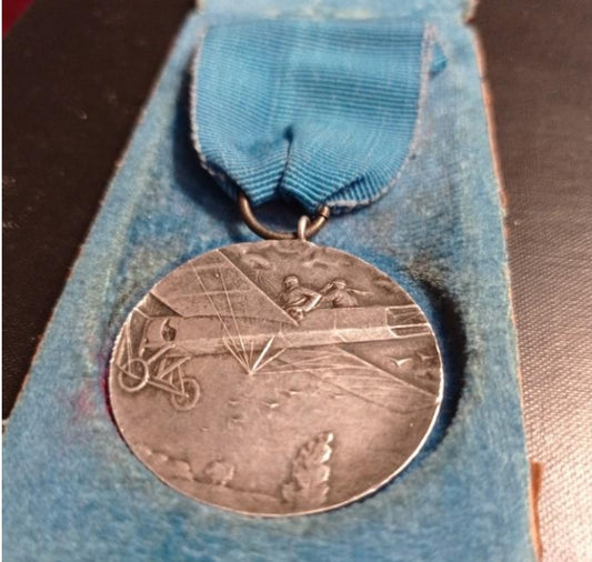 Rare Chilean aviation medal 1927