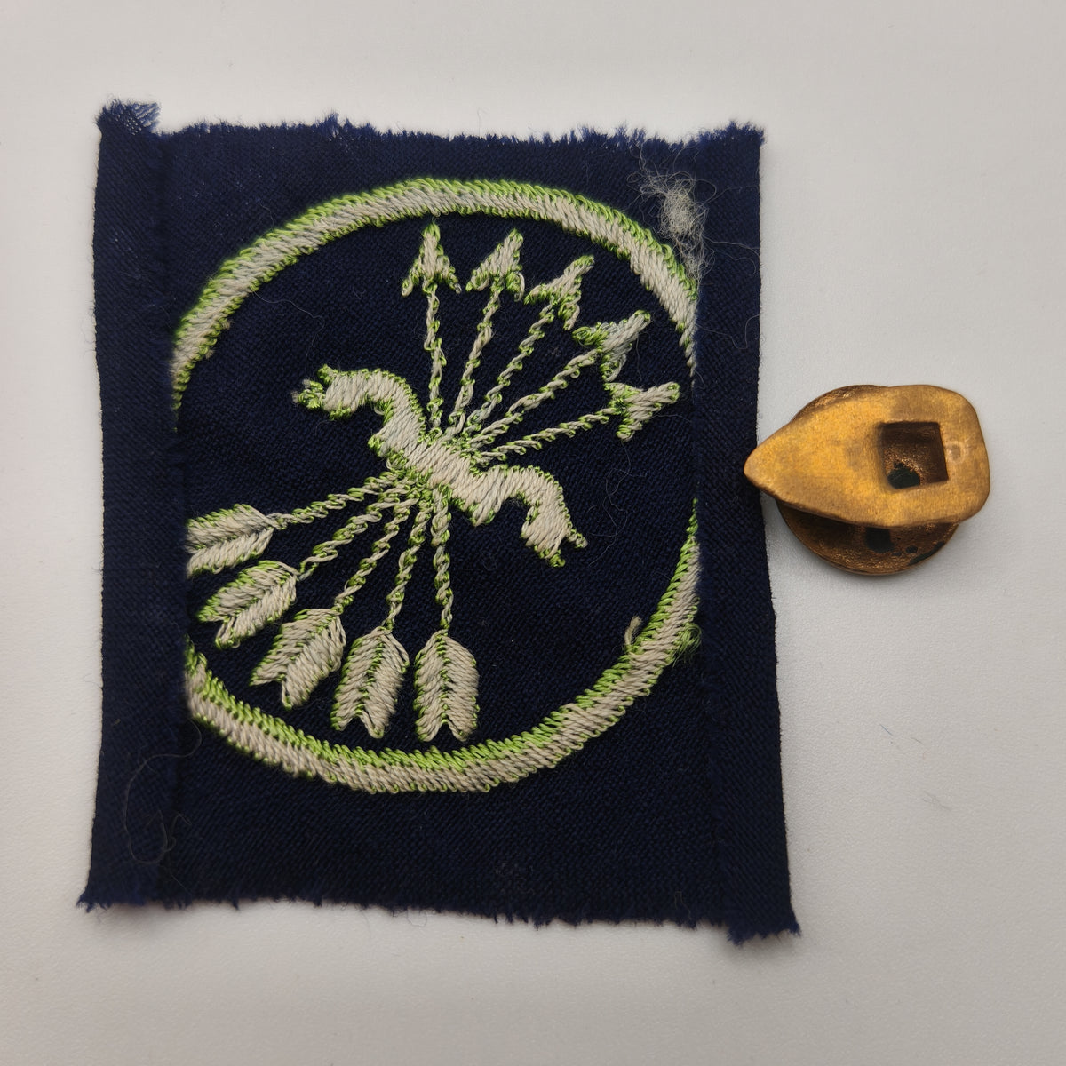 Green Arrows Division Badge and Pacht. Spanish Civil War