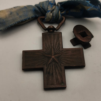 Military Italian Cross Medal. IIWW for Woman.