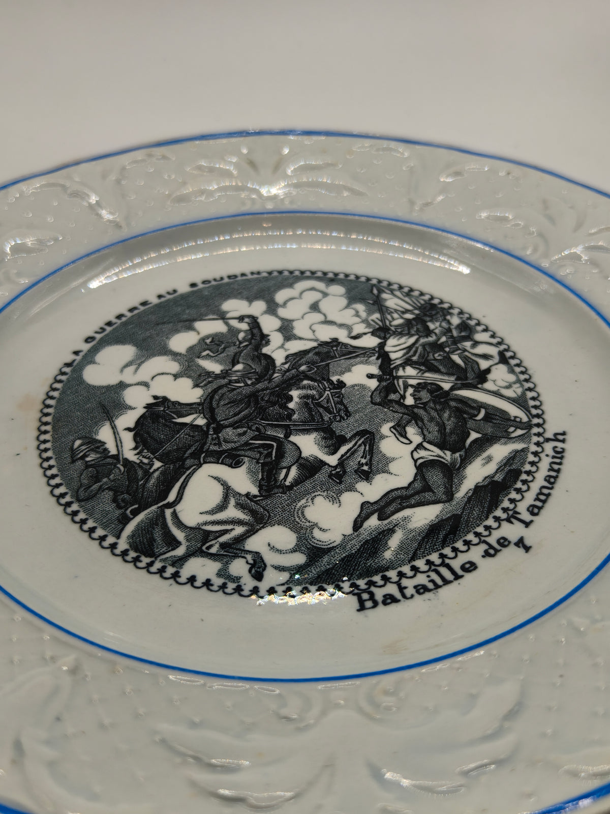 La Guerre au Soudan - Bataille de Tamanich, Conmemorative plate. France