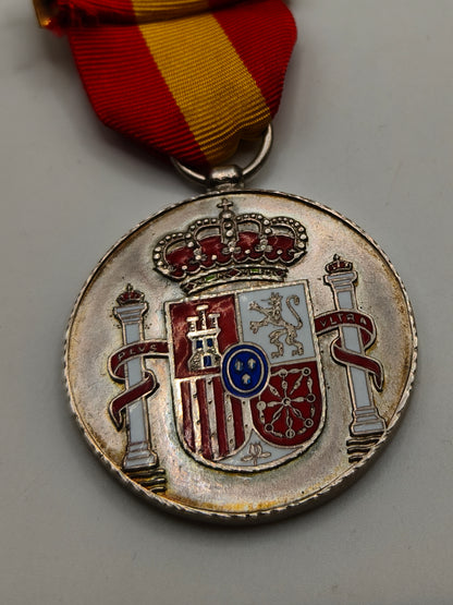 Medalla orden al Mérito transporte terrestre. España