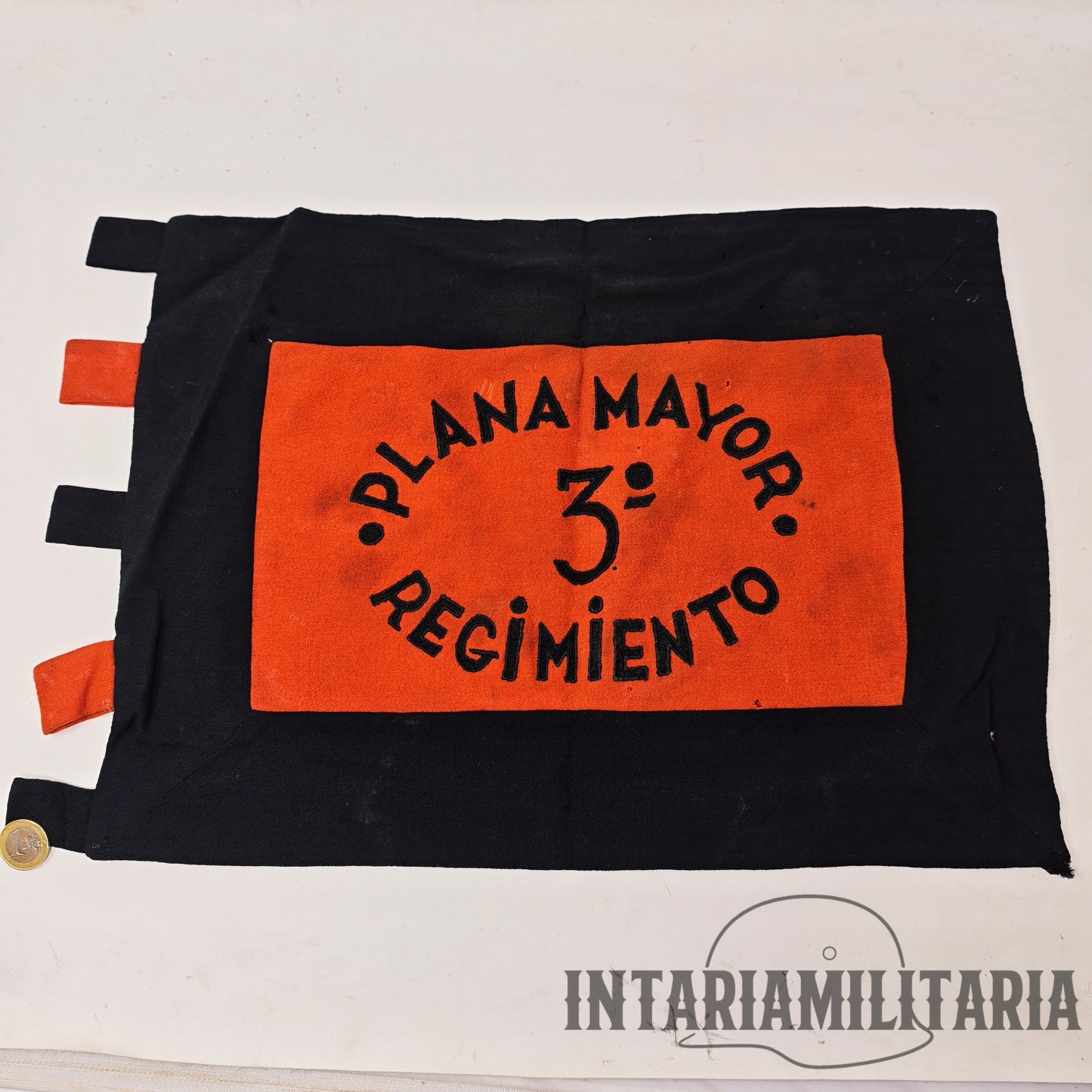 Banderín de Falange Plana Mayor tercer regimiento. Guerra civil española.