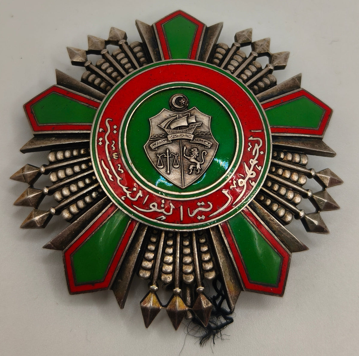 Order of Republic of Tunez, Breast Star.